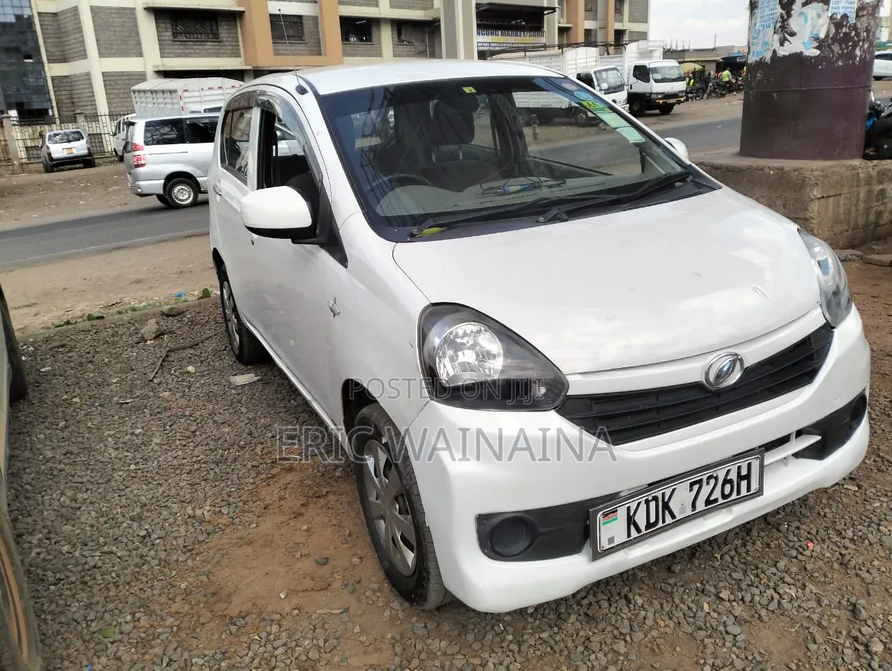 Daihatsu Mira 2015 White