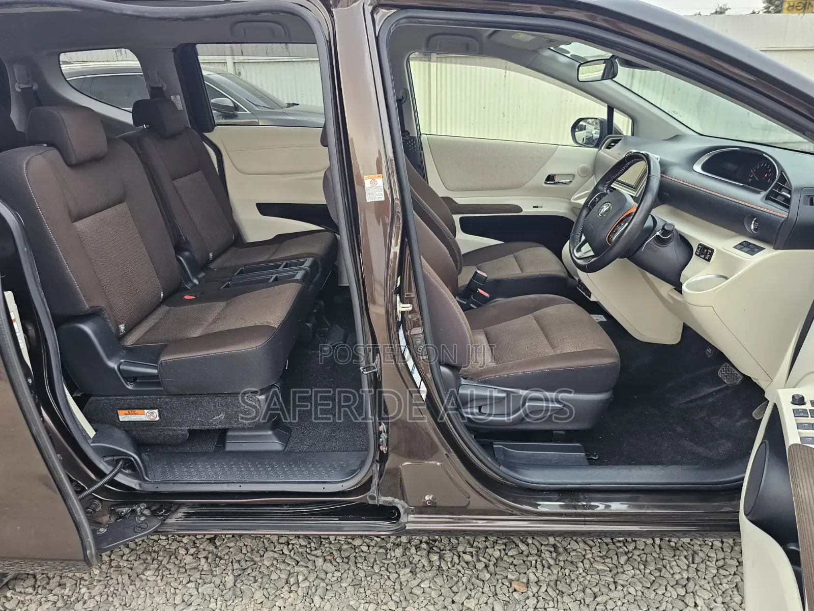 Toyota Sienta 2019 Brown