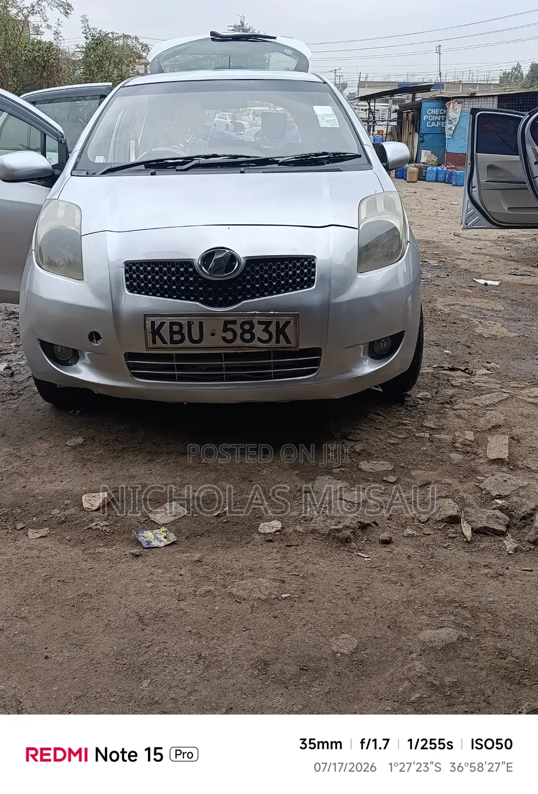 Toyota Vitz 2005 Silver
