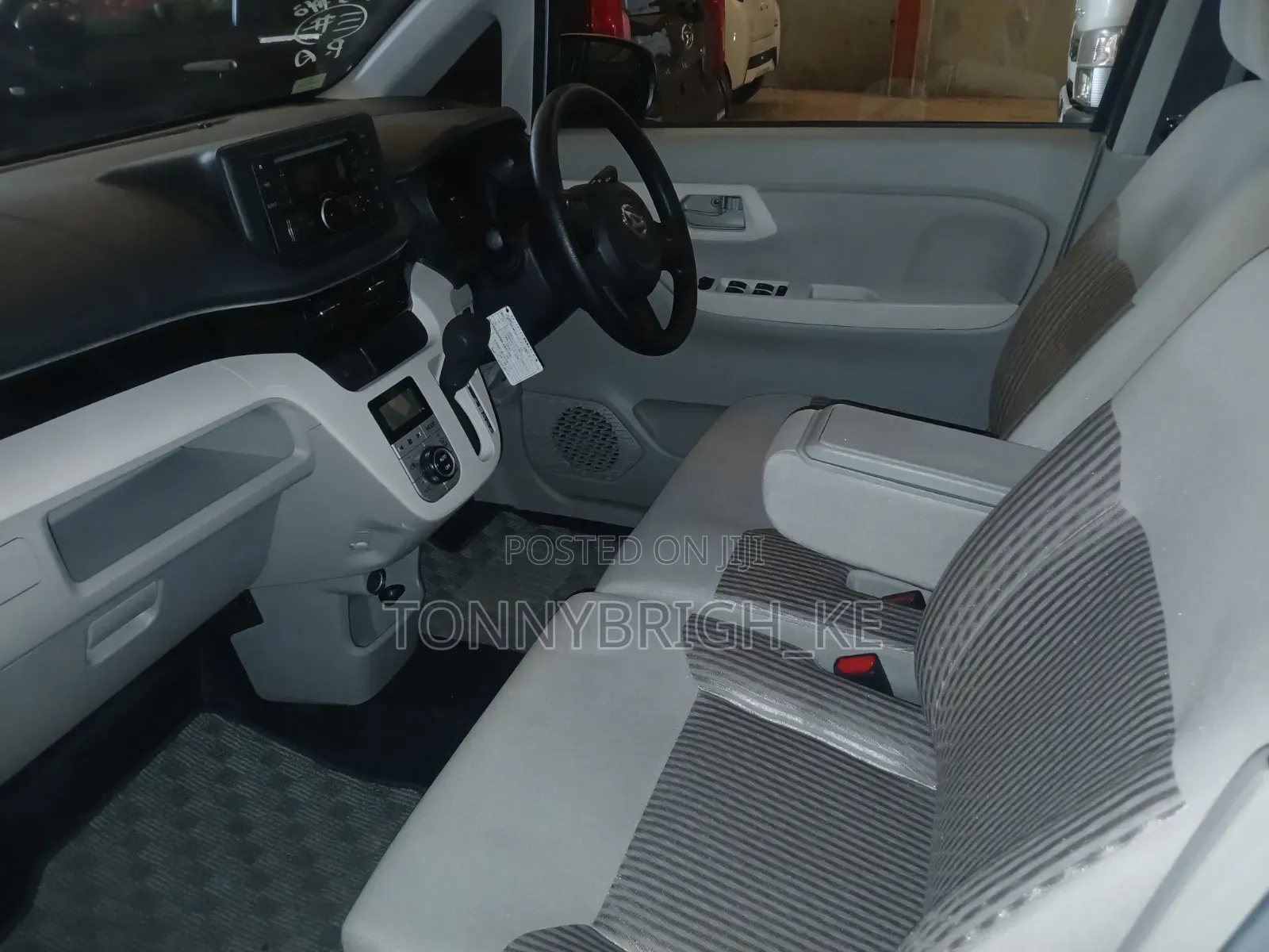 Daihatsu Move 2019 Silver