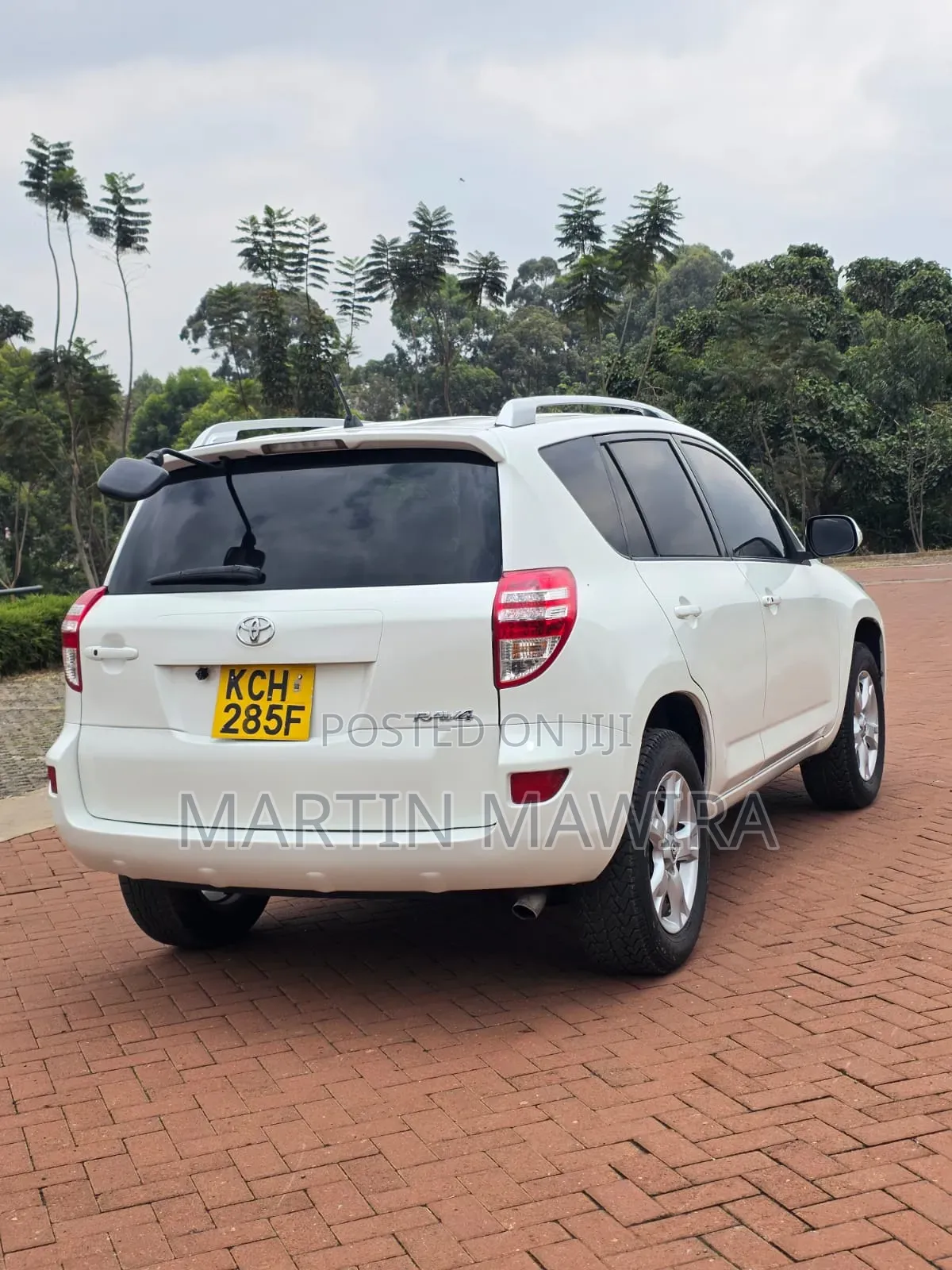 Toyota RAV4 2011