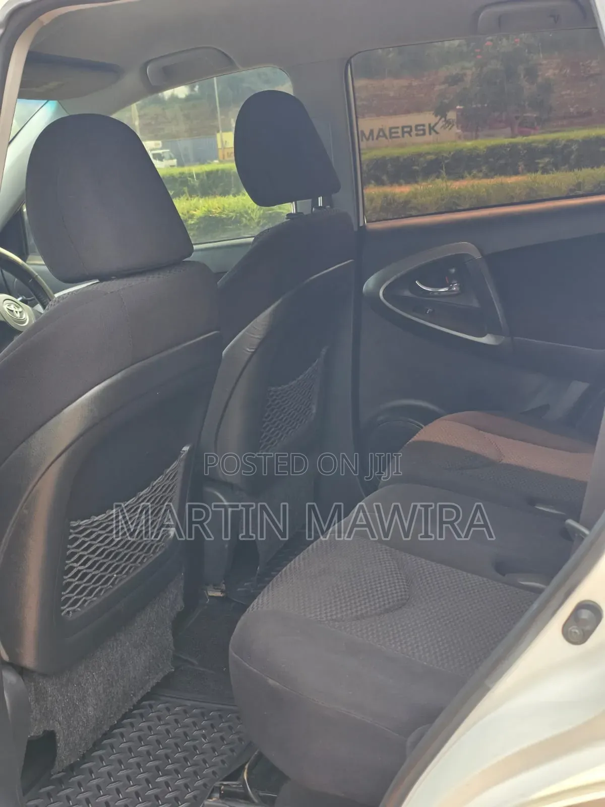 Toyota RAV4 2011