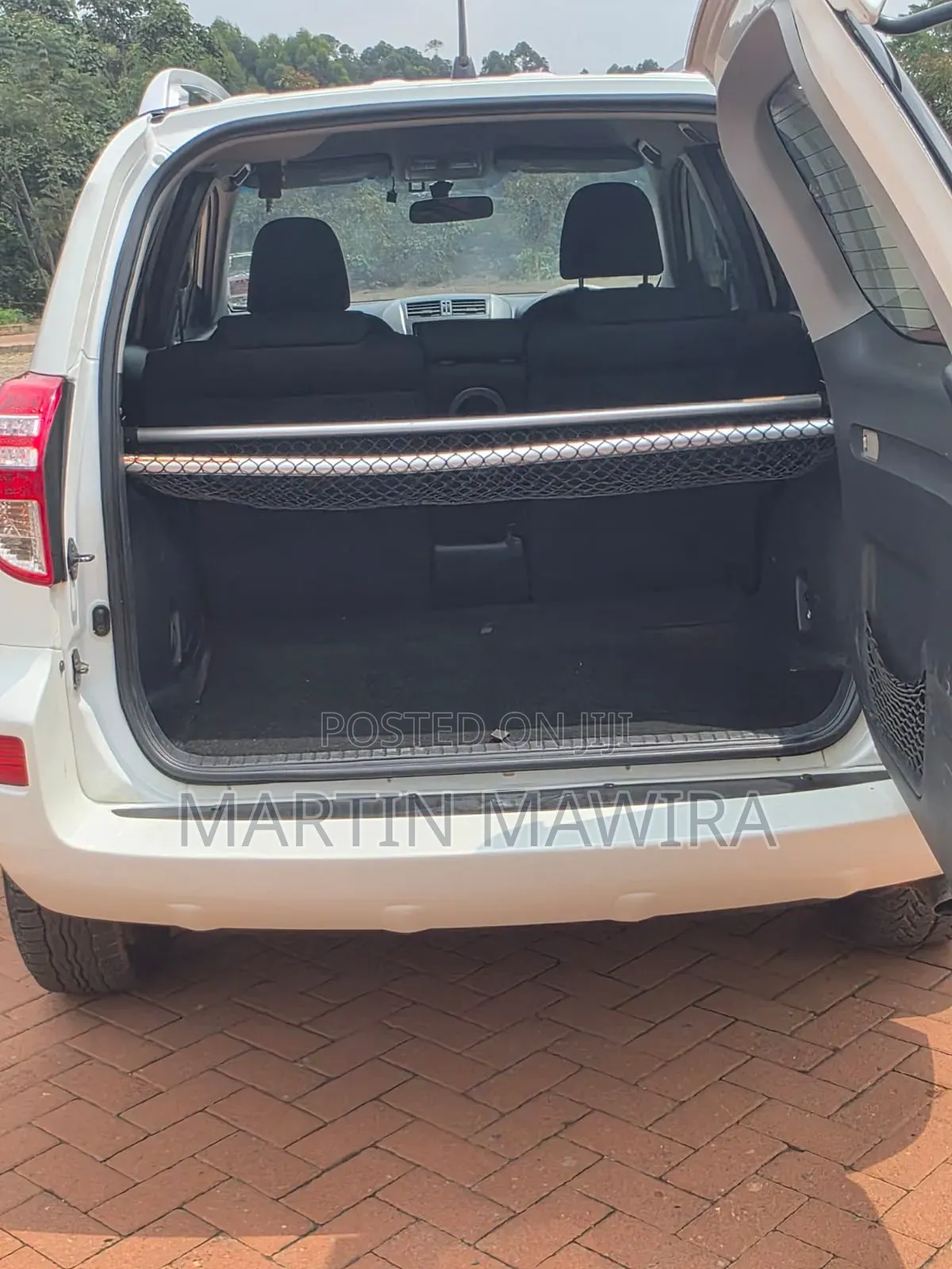 Toyota RAV4 2011