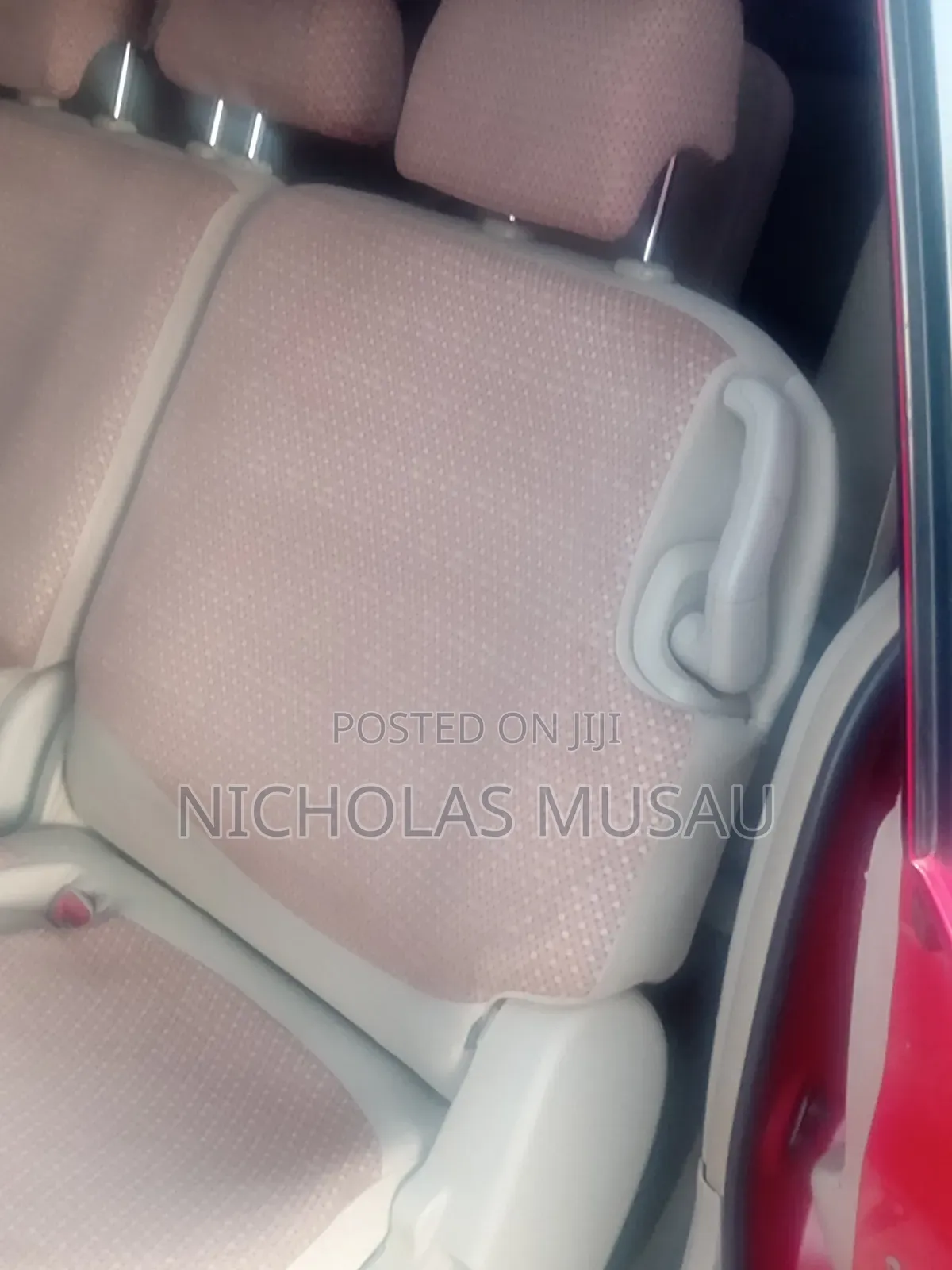 Toyota Sienta 2015 Red
