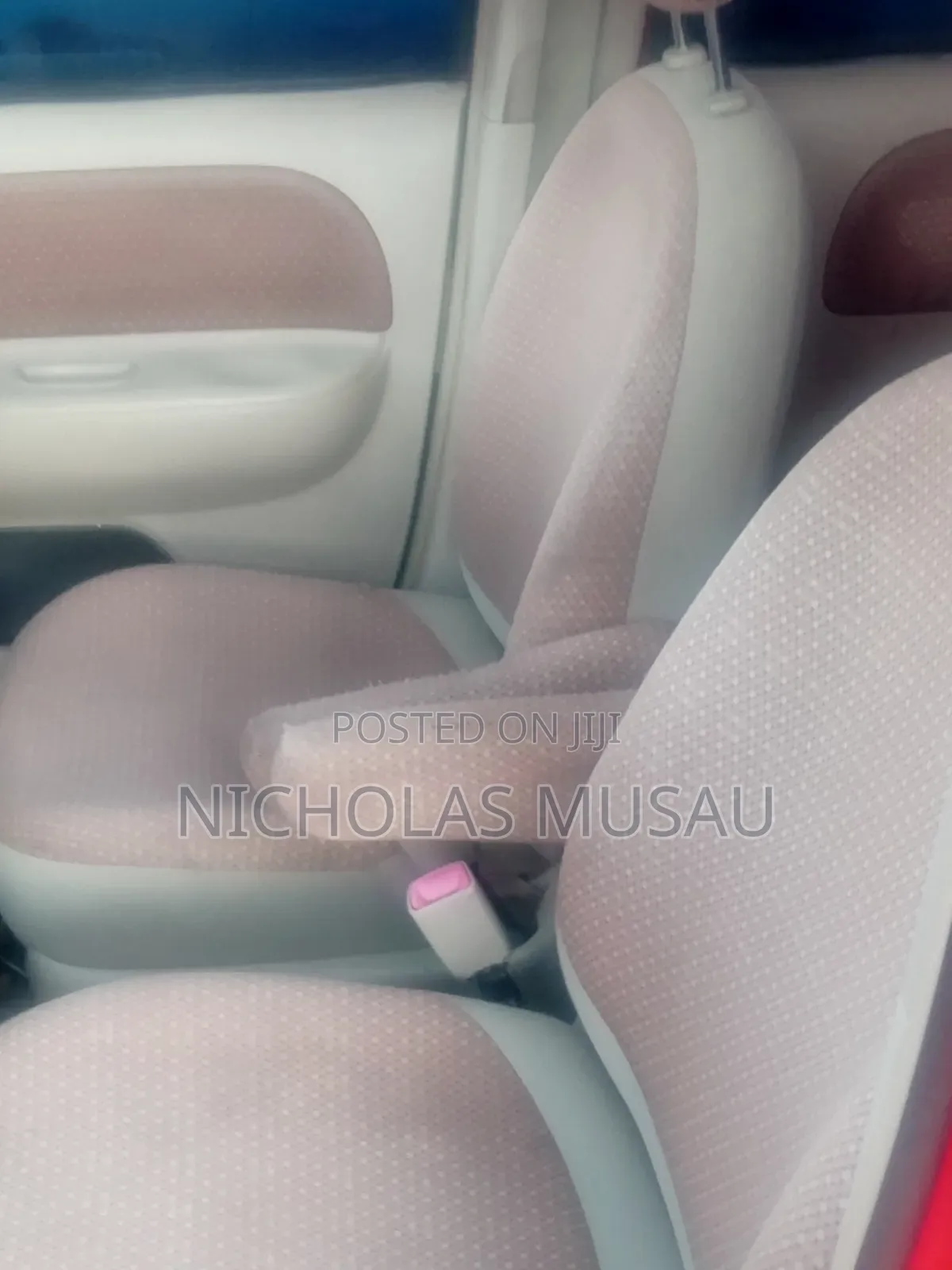 Toyota Sienta 2015 Red
