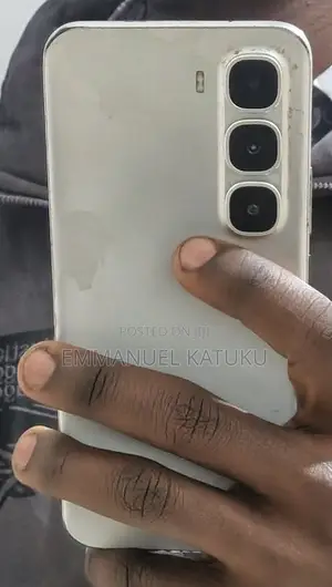 Infinix Hot 60 Pro+ 256 GB Silver