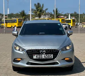 Mazda Axela 2018 Silver