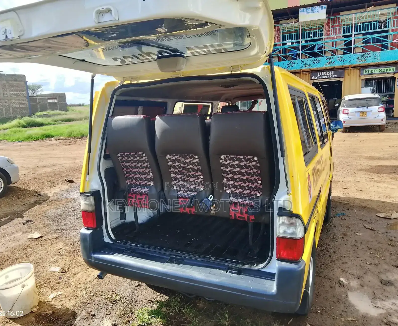 Nissan Vanette 2010 Yellow