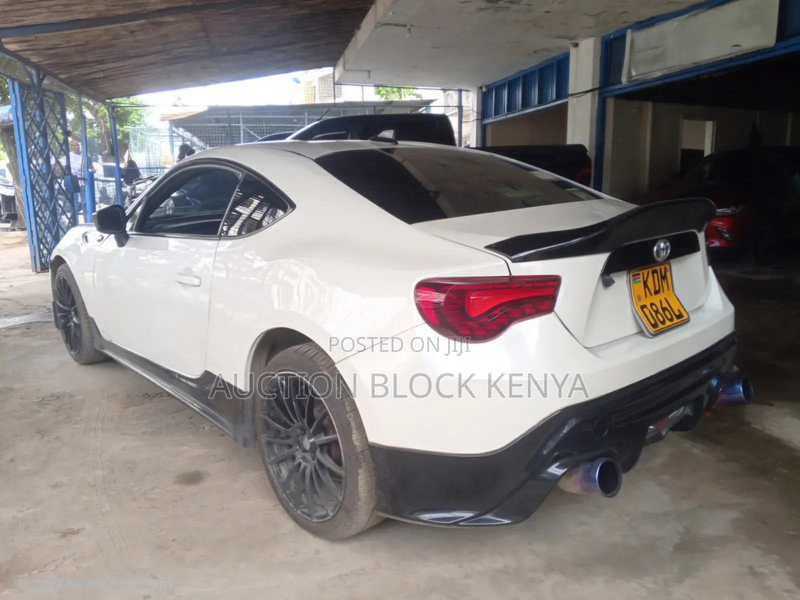 Toyota GT86 2015 White