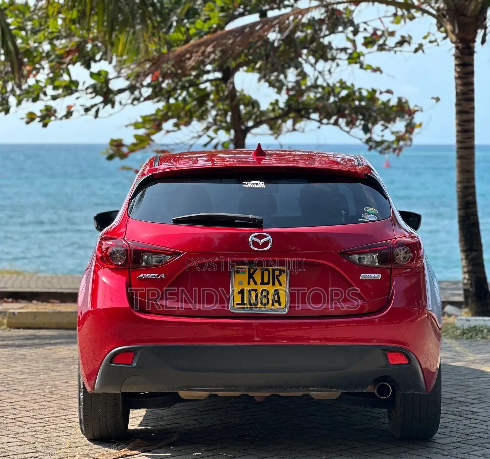 Mazda Axela 2016 Red