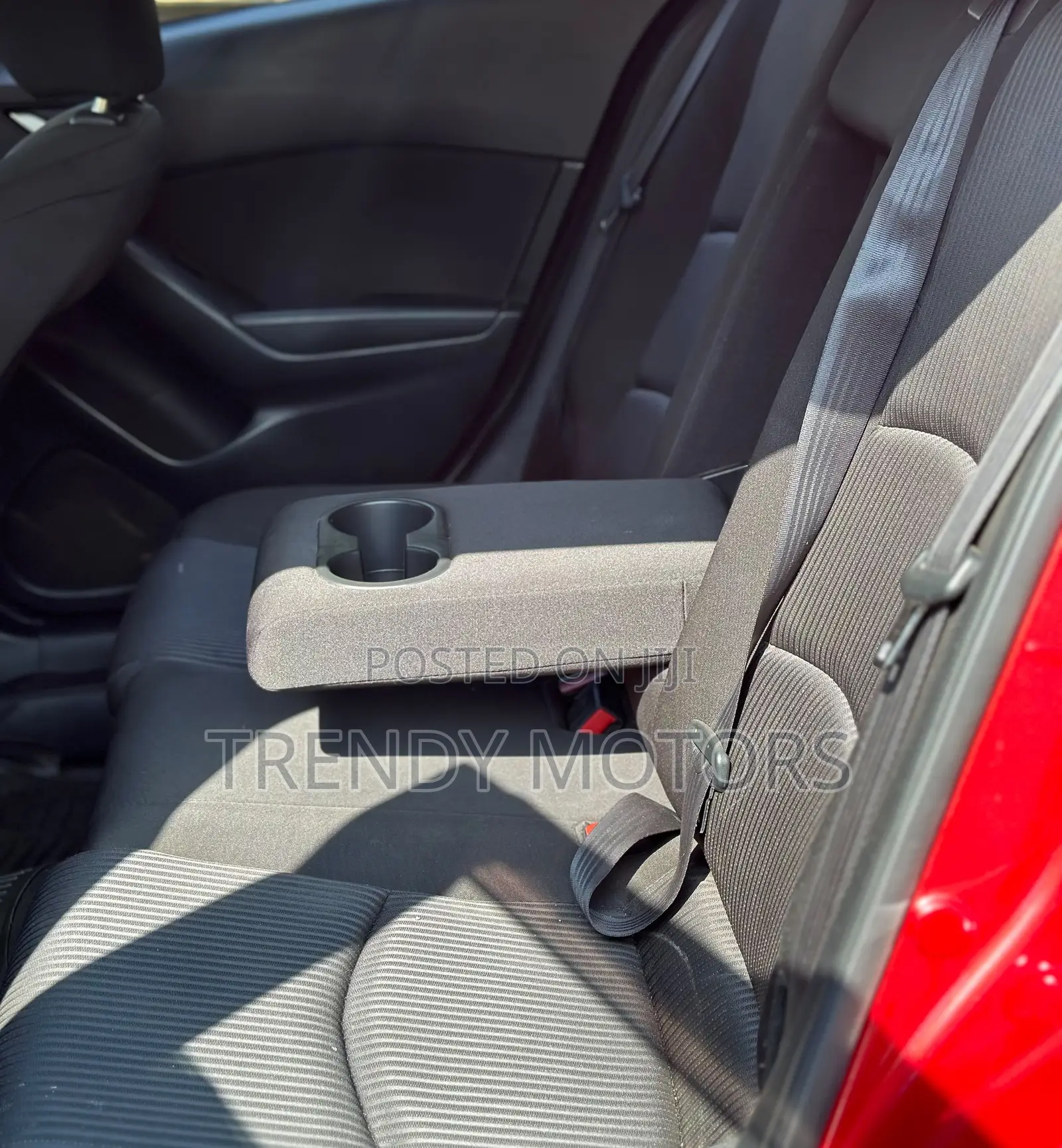 Mazda Axela 2016 Red