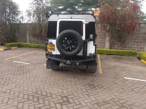 Land Rover Defender 2009 White