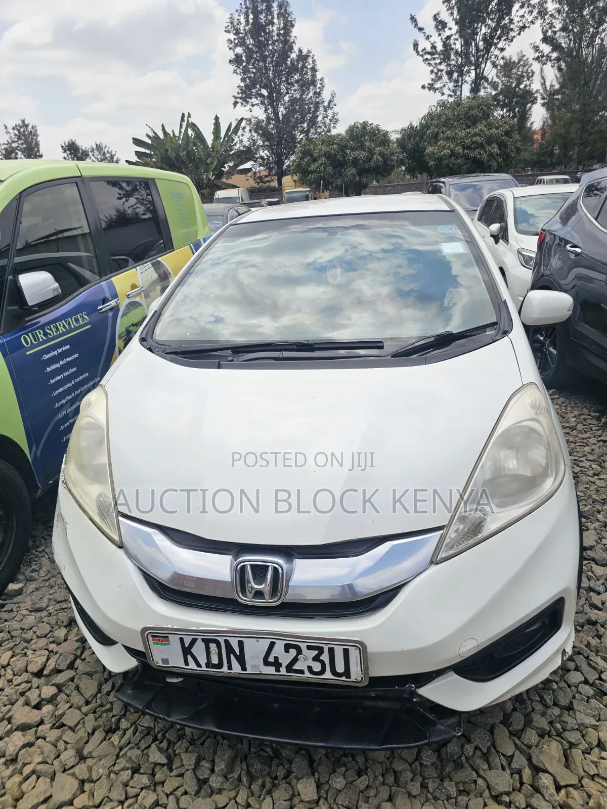 Honda Fit Shuttle 2015 White