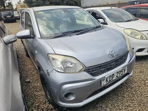 Toyota Passo 2017 Silver