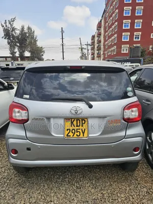 Toyota Passo 2017 Silver