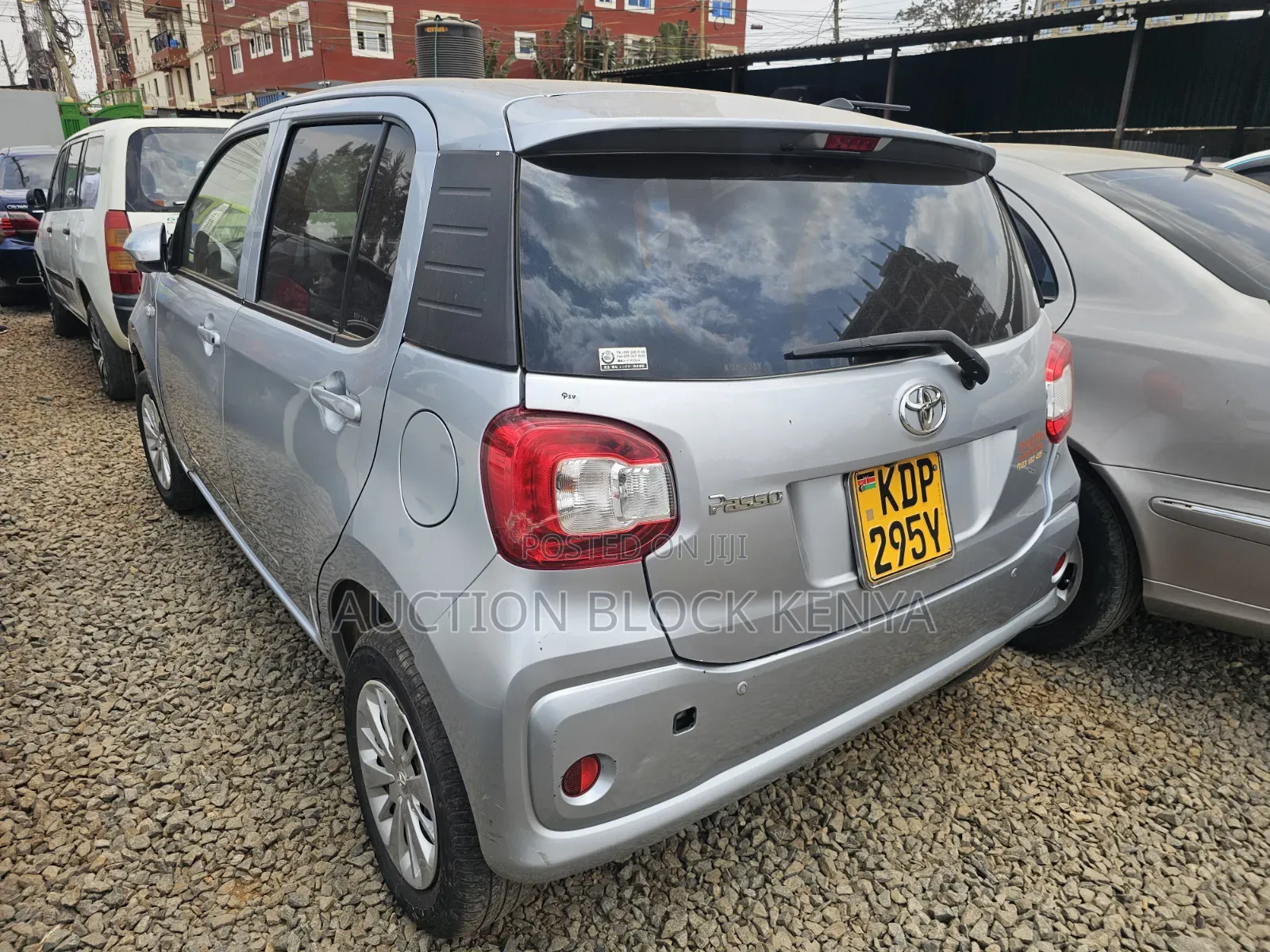 Toyota Passo 2017 Silver