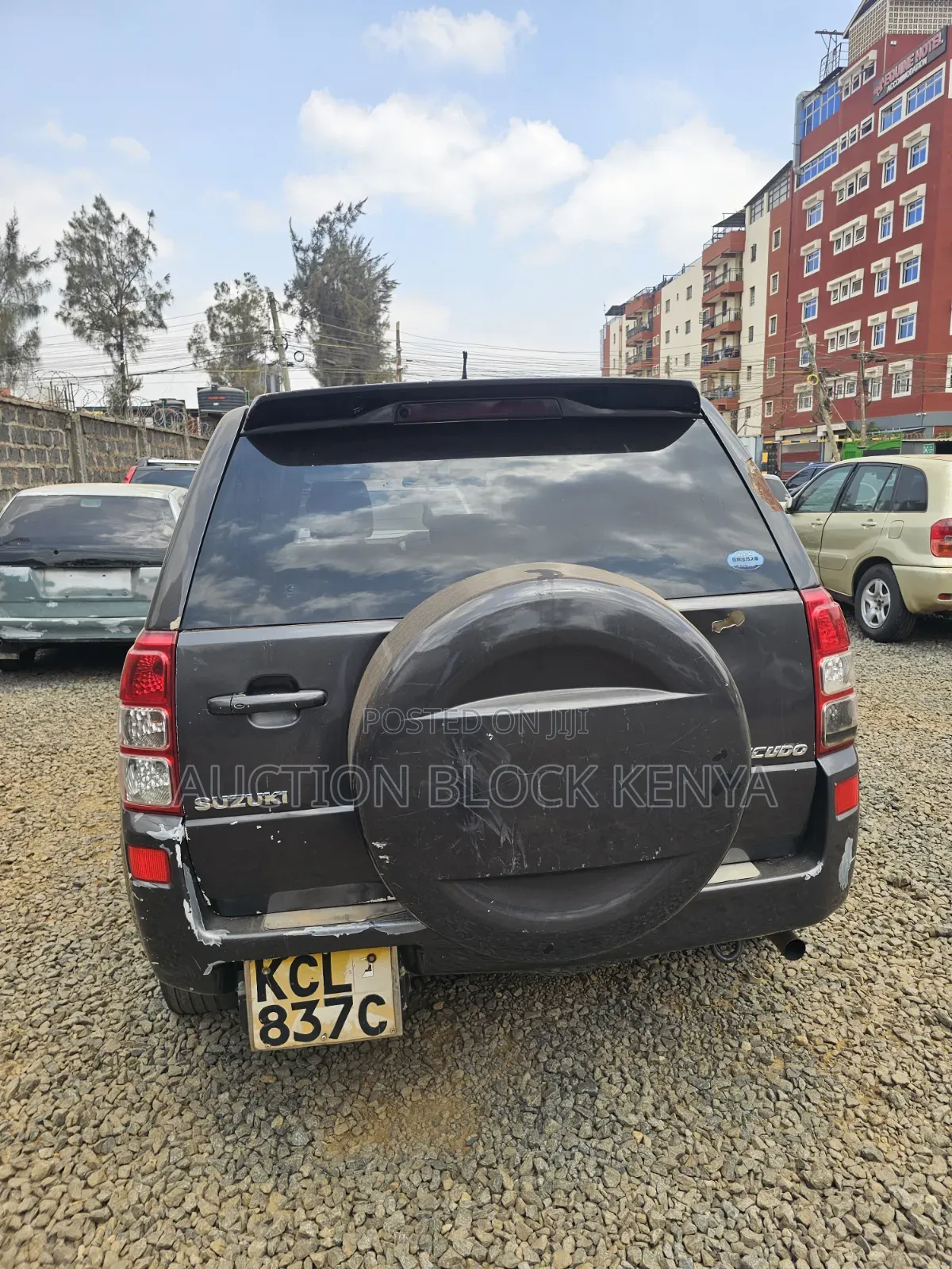 Suzuki Escudo 2011 Gray