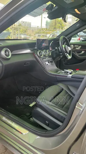 Mercedes-Benz C200 2019 Silver