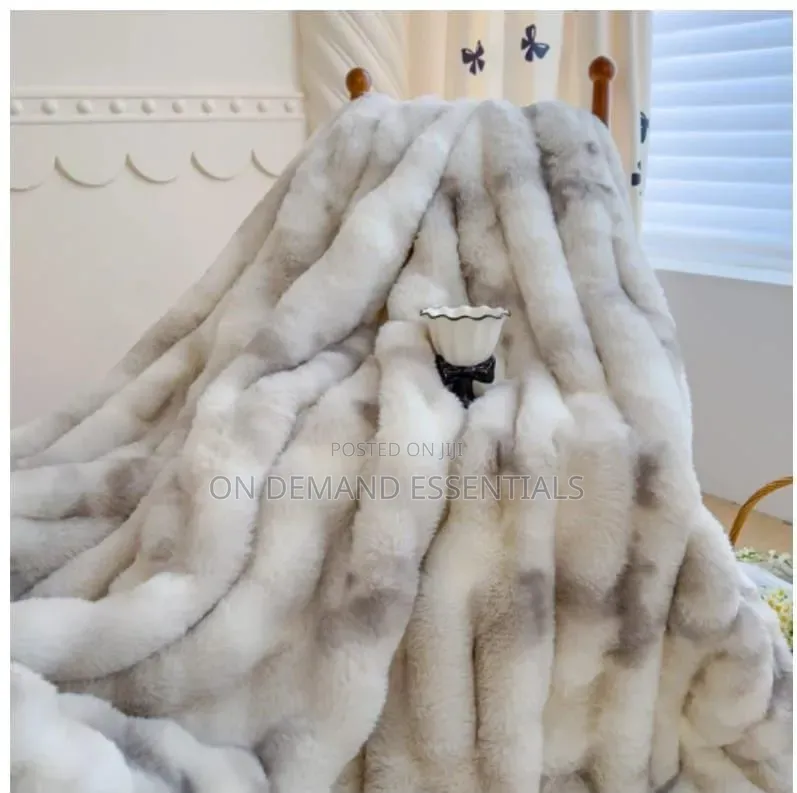 Dyed Soft Bubble Winter Throw Blanket Plain