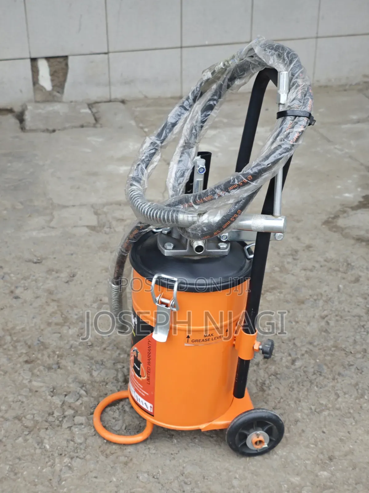 Portable Manual Grease Pump / Grease Dispenser