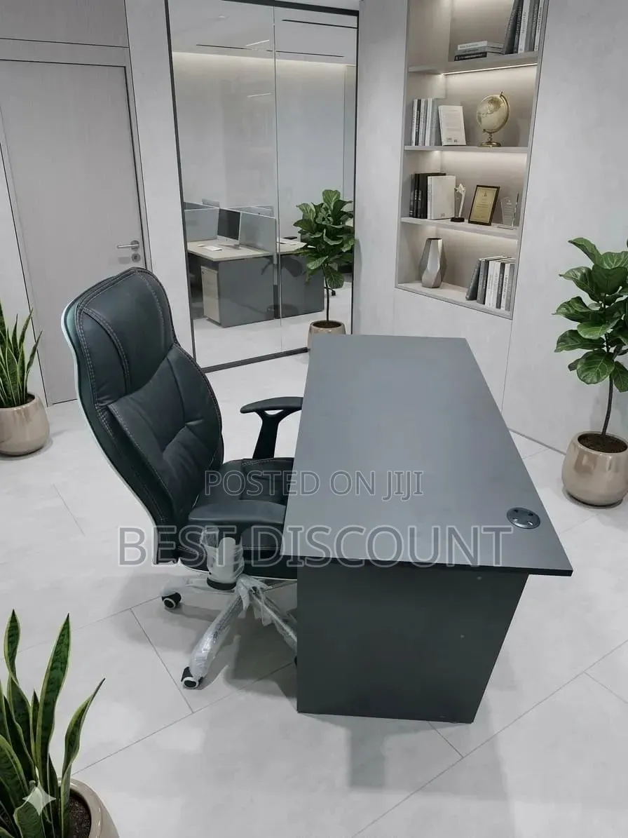 Executive Office Desk With Office Chair