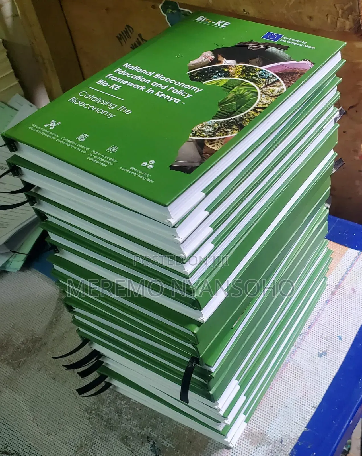 Executive Notebooks, Diaries, Customized Notebooks.