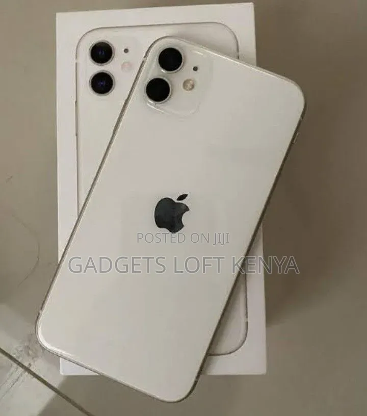 New Apple iPhone 11 128 GB White