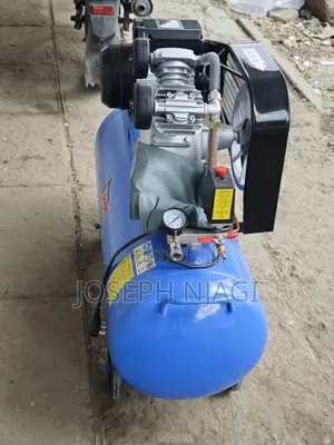 Maxmech Belt-Driven Electric Air Compressor.