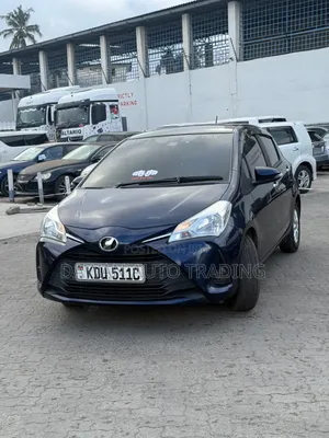 Toyota Vitz 2018 Blue