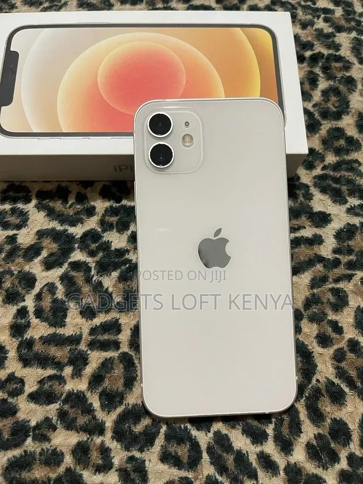 New Apple iPhone 12 128 GB White
