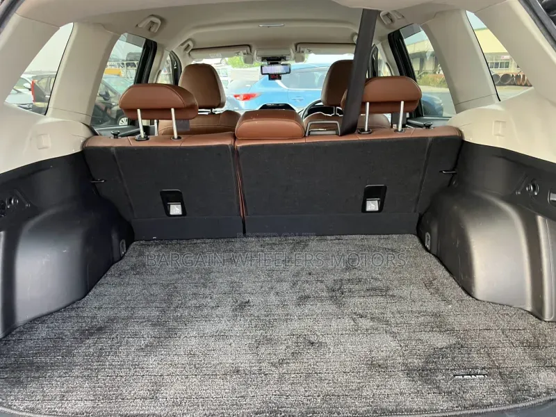 Subaru Forester 2019 Black