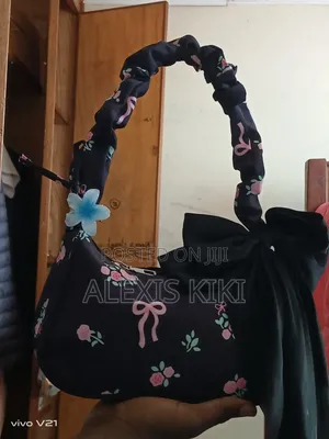 Large Capacity Shoulder Bag Pleated Floral Bag , New Design Drawstring