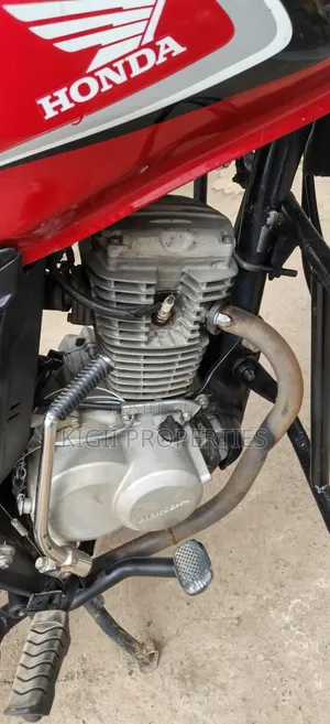 Honda 2025 Red