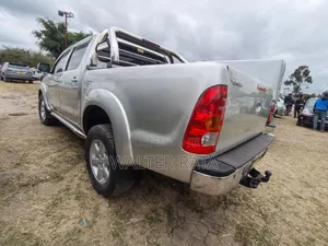 Toyota Hilux 2010