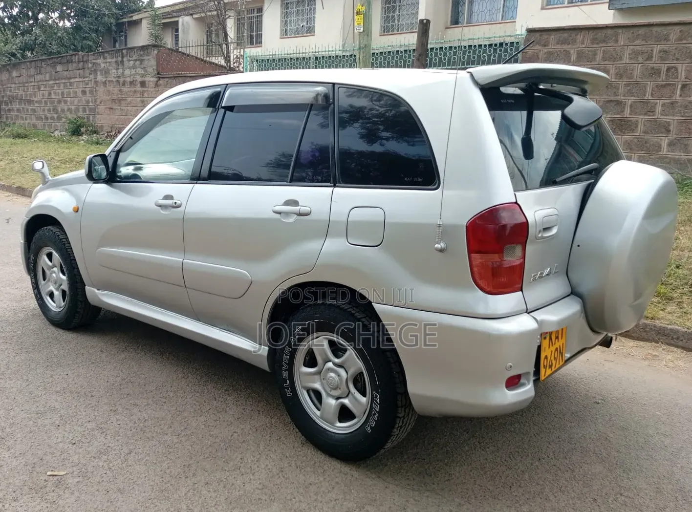 Toyota RAV4 2001 Silver