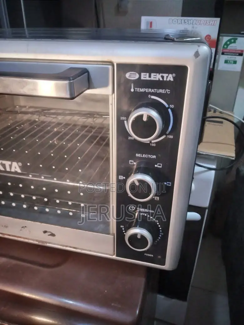 Elekta Oven