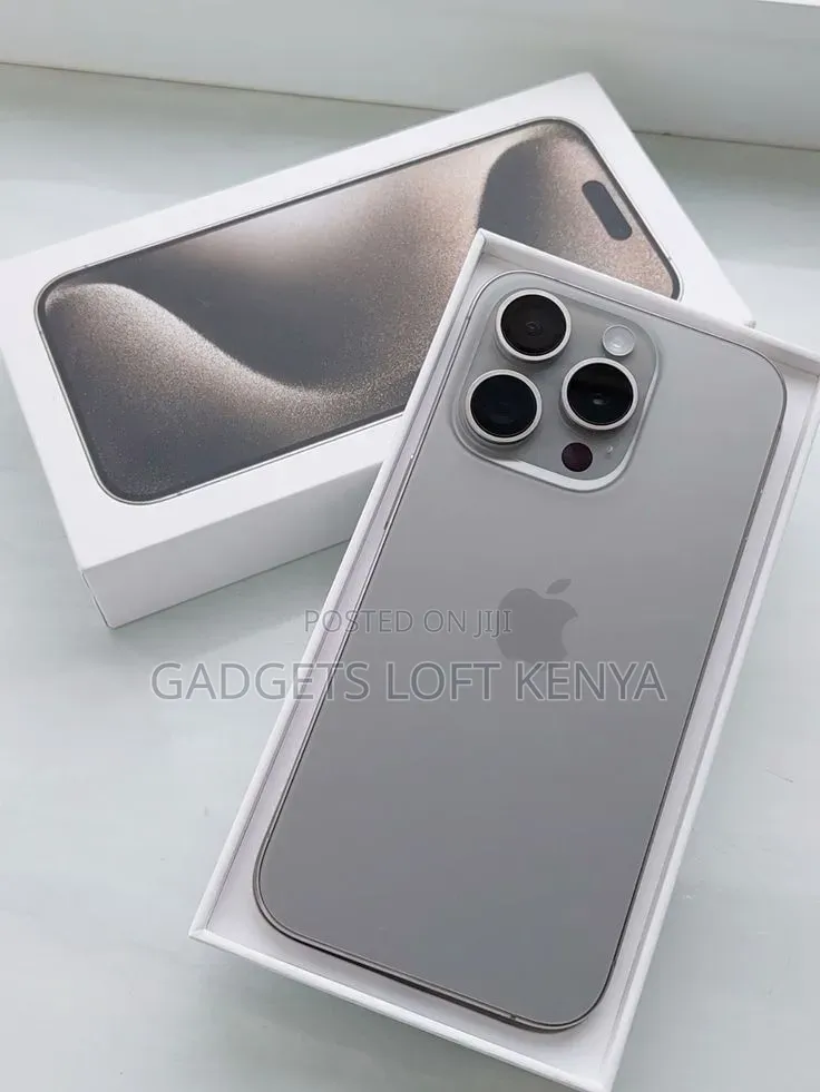 New Apple iPhone 15 Pro 256 GB