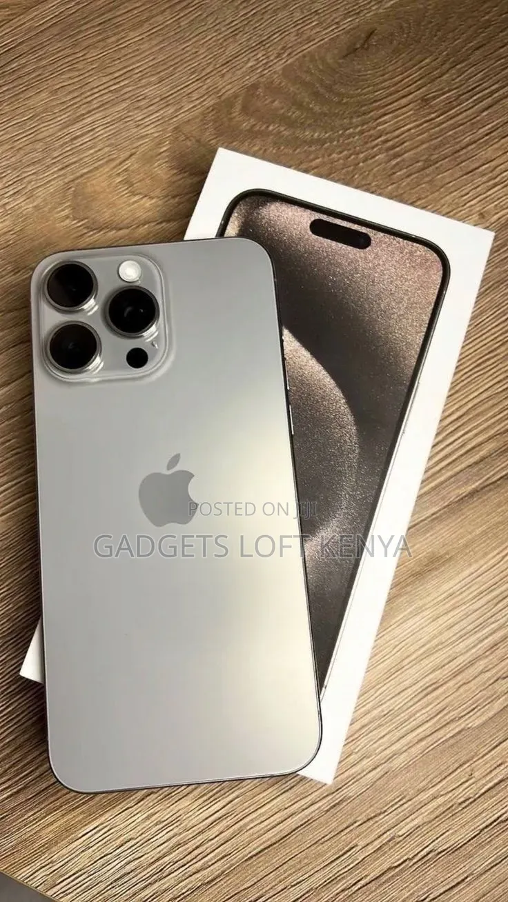 New Apple iPhone 15 Pro 256 GB