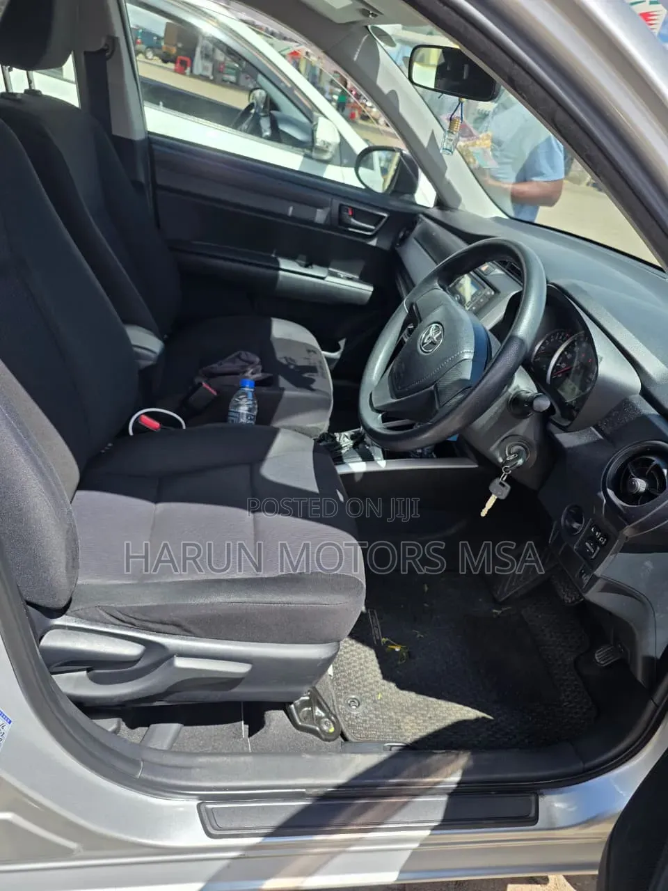 Toyota Corolla Fielder 2016 Silver