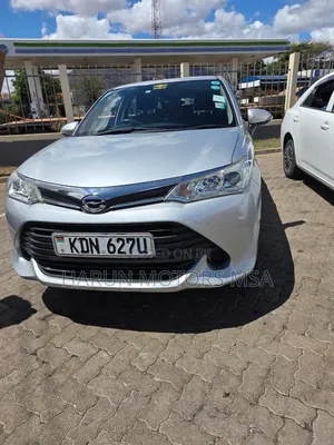 Toyota Corolla Fielder 2016 Silver