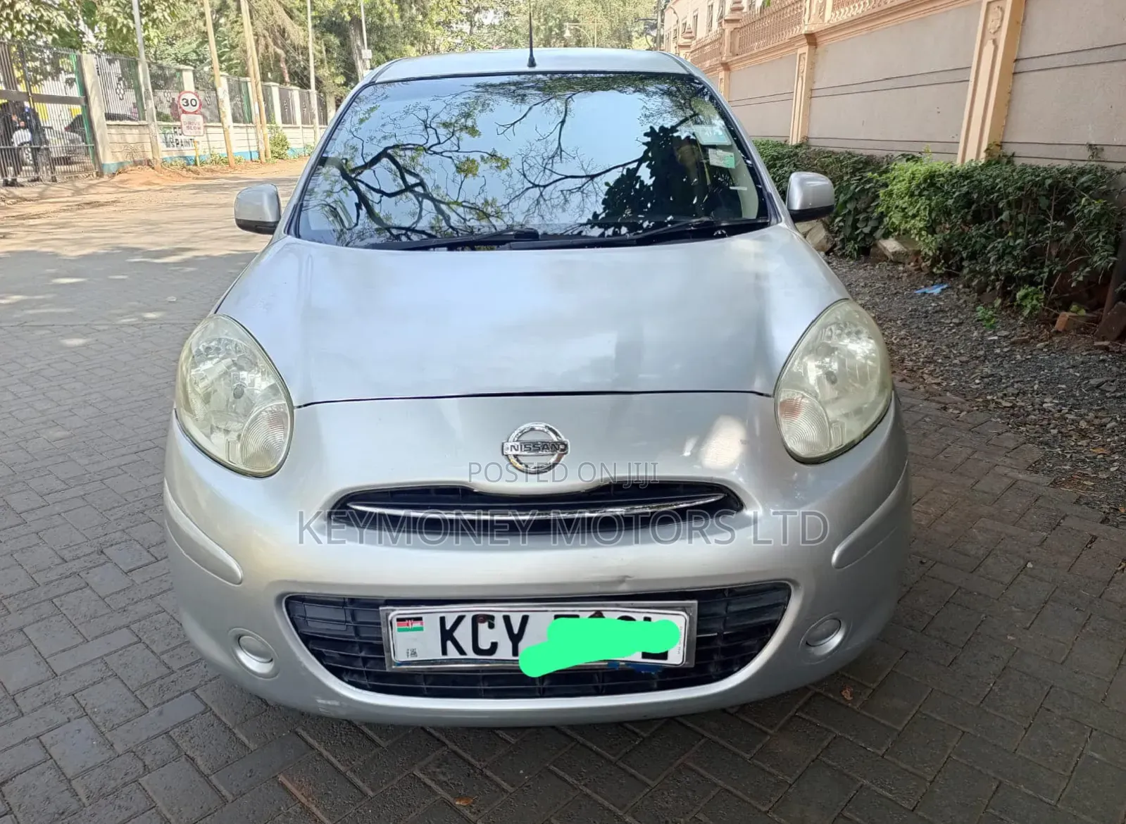 Nissan March 2013 Silver