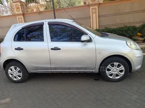 Nissan March 2013 Silver