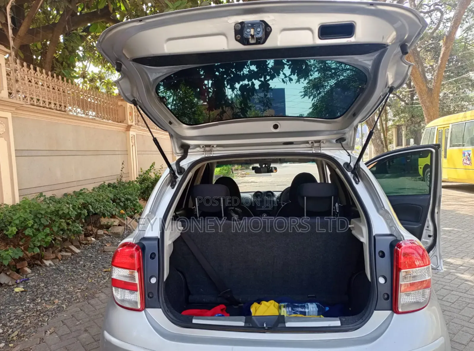 Nissan March 2013 Silver