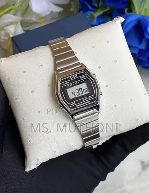 Casio LA-670W Vintage Digital Watch
