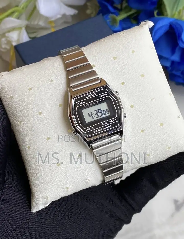 Casio LA-670W Vintage Digital Watch