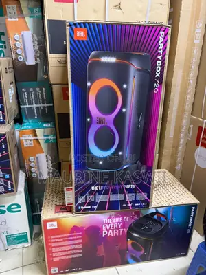 JBL 800 W Party Box 720