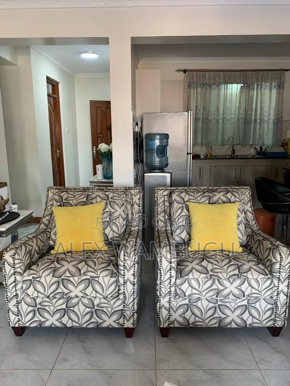 Victoria Courts Ushury 2 Seater Fabric Sofa