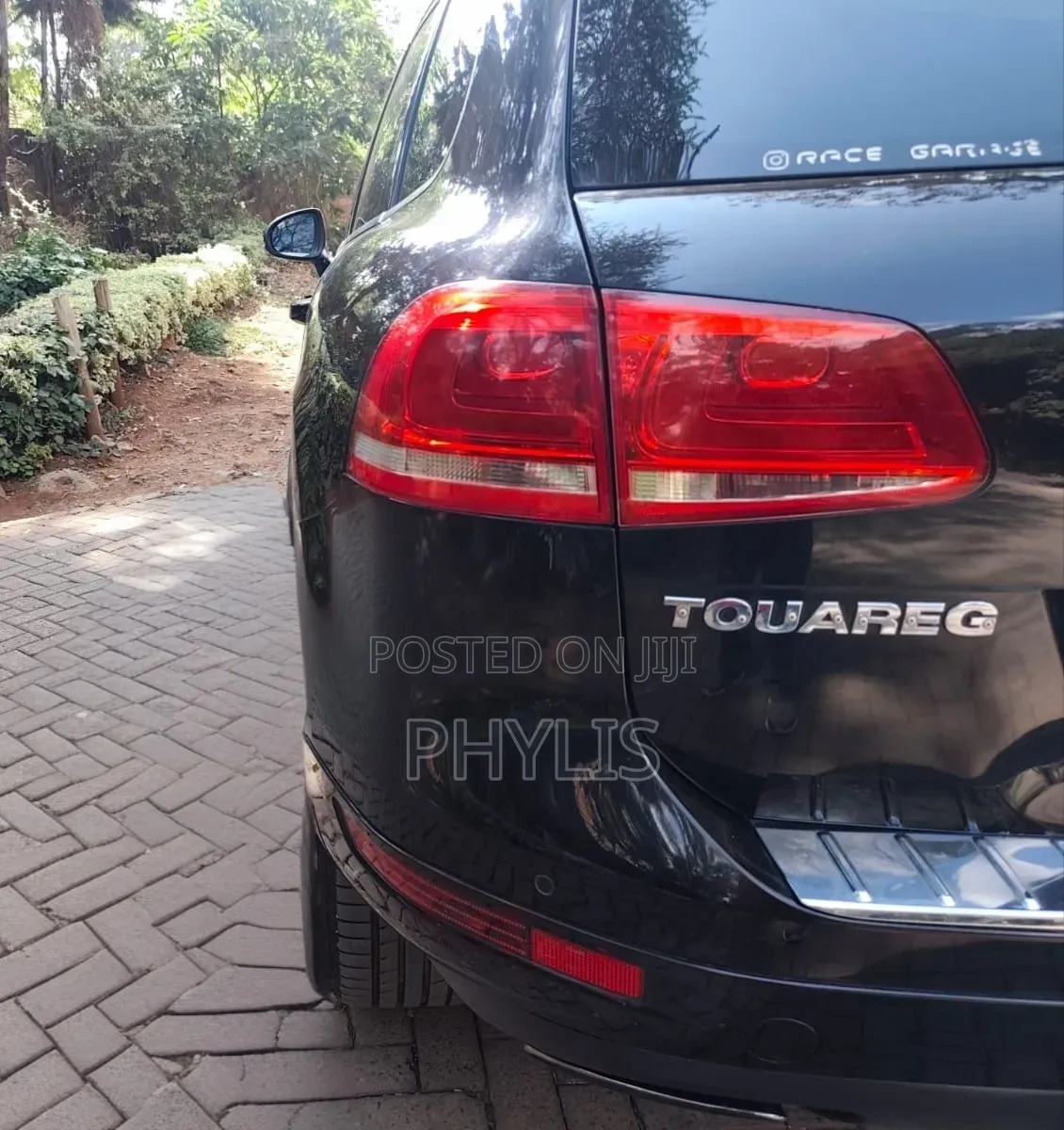 Volkswagen Touareg 2011 Black
