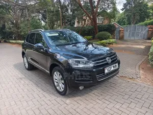 Volkswagen Touareg 2011 Black