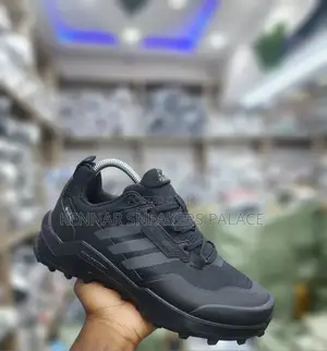 Adidas Terexbrown Size 40_45